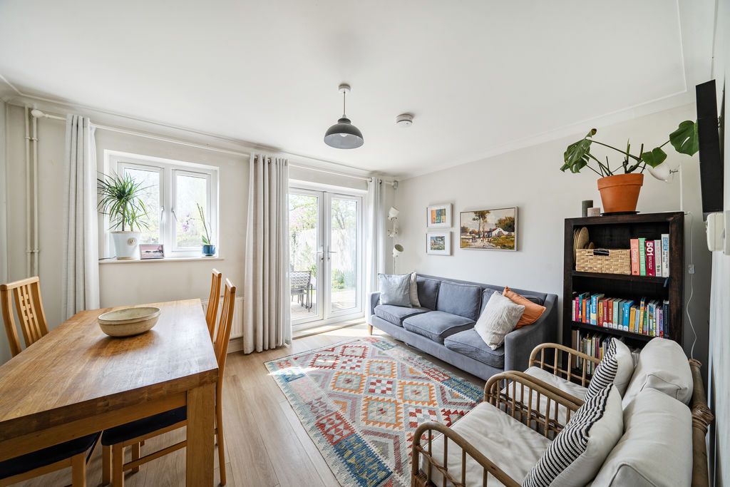 Property photo 2 of 10 Photo 6