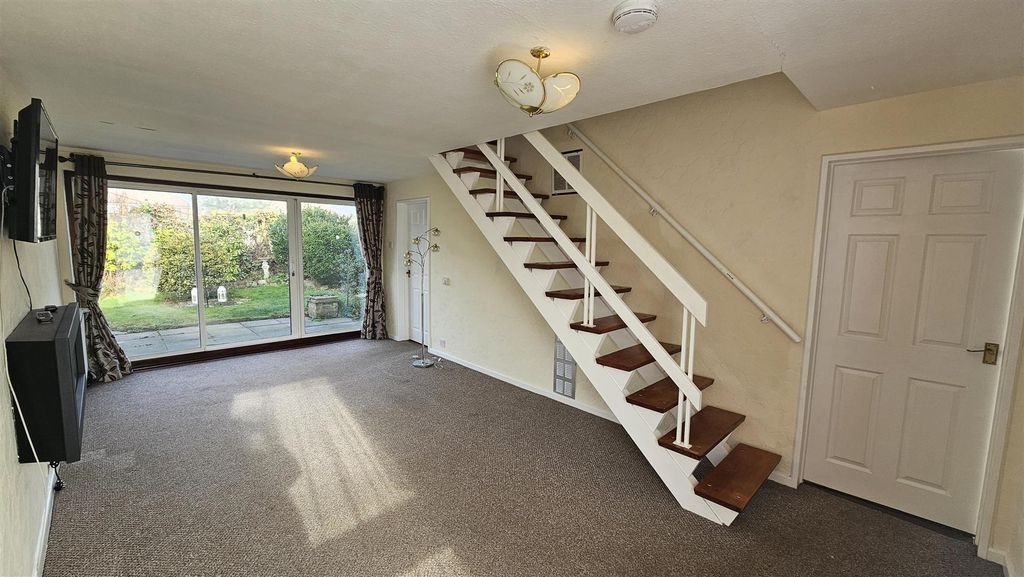 Property photo 2 of 11 Lounge Diner.Jpg