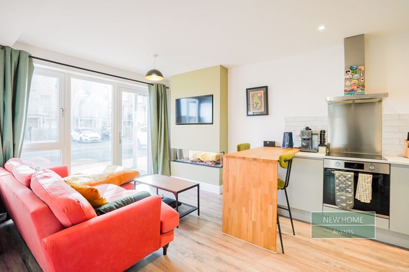 Property photo 2 of 28 Photo 27