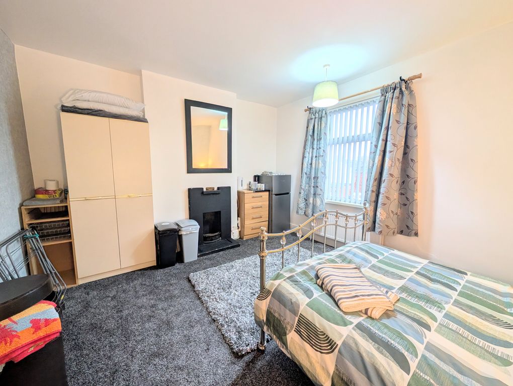 Property photo 3 of 8