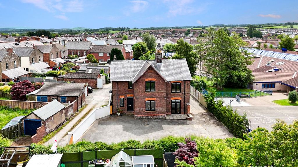 Property photo 1 of 46