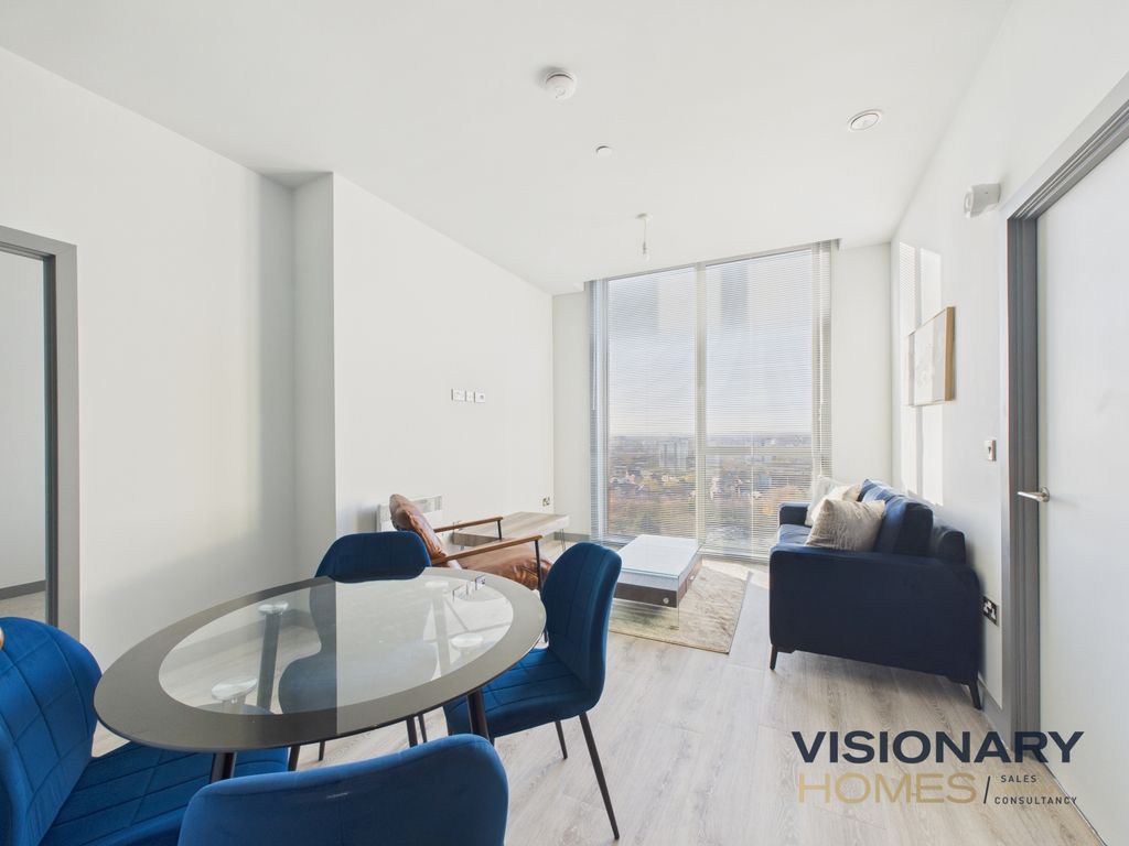 Property photo 2 of 11 Cam03522G0-Pr0229-Still014