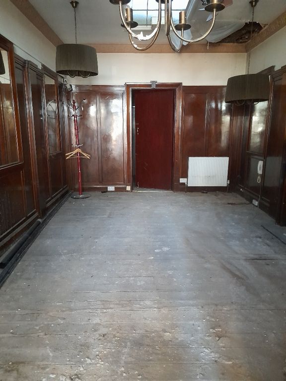 Property photo 3 of 6