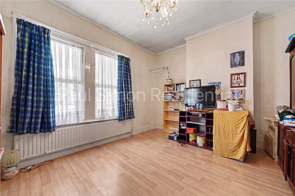 Property photo 2 of 12 Picture No. 08