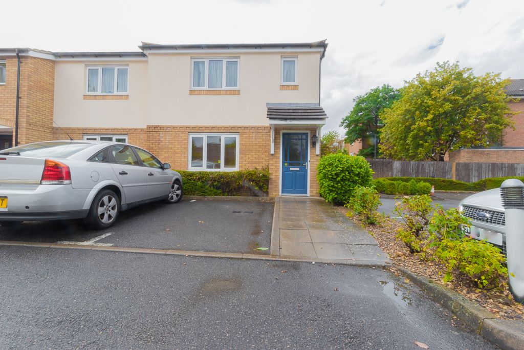 Property photo 1 of 14 External