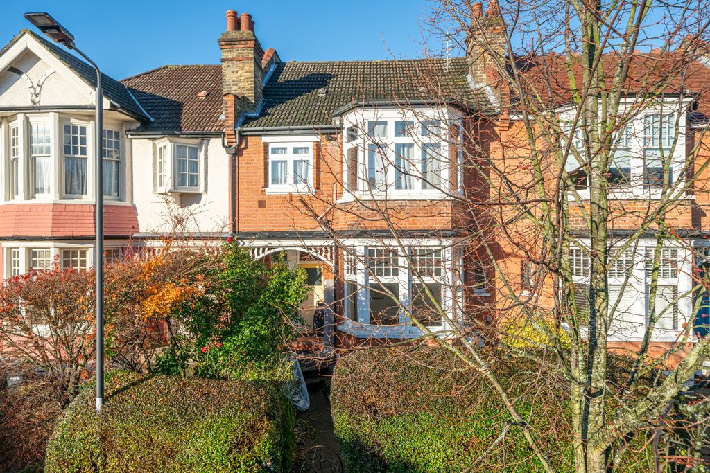 Property photo 1 of 15