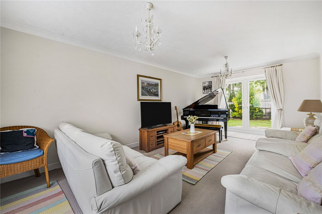 Property photo 2 of 21 Picture No. 39