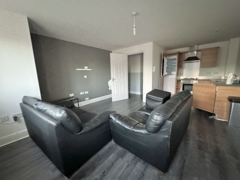 Property photo 3 of 10 Img_2631
