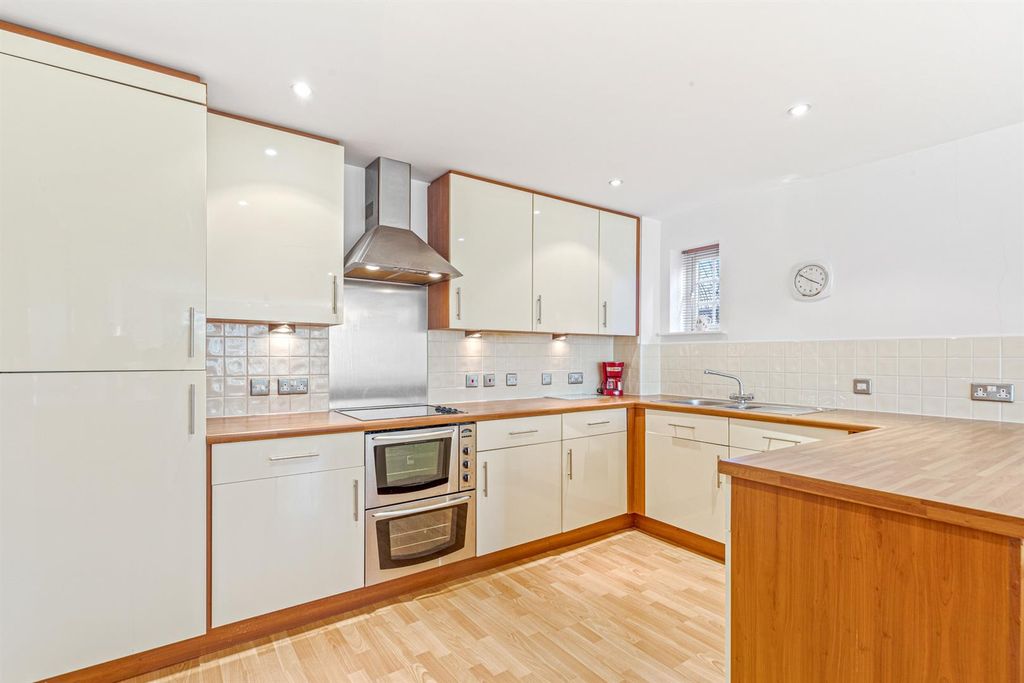 Property photo 1 of 18 Image 11.Jpg
