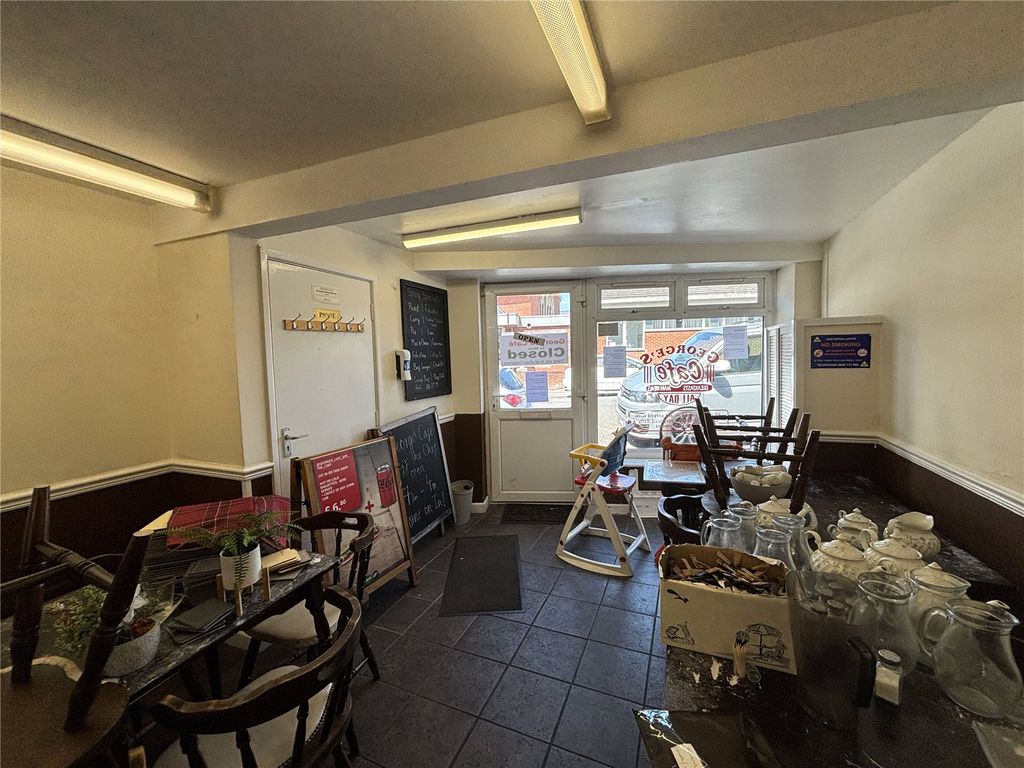 Property photo 3 of 6 Picture No. 04