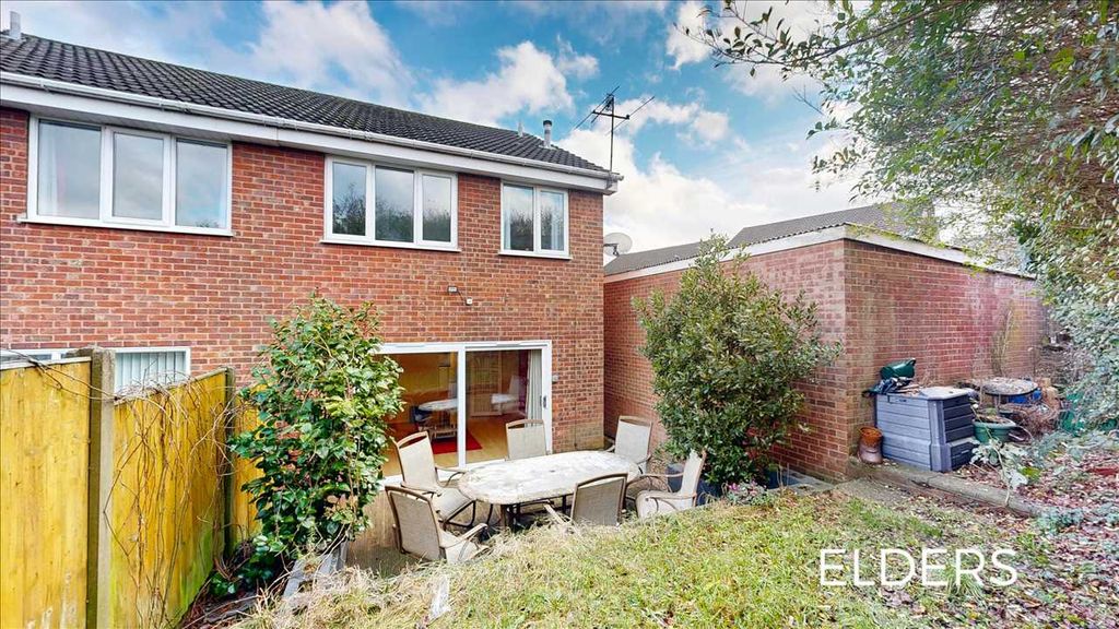 Property photo 2 of 12