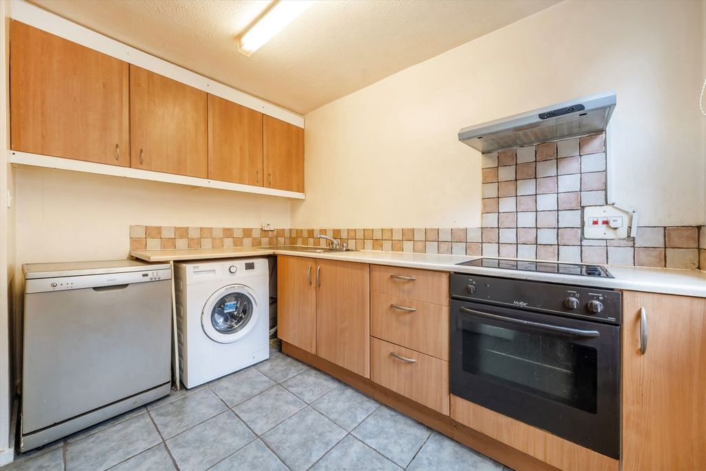 Property photo 2 of 4