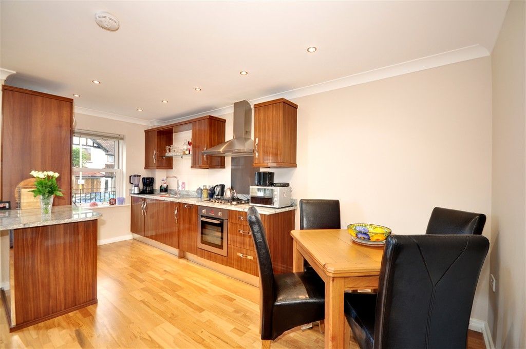 Property photo 3 of 17 Kitchen/Diner