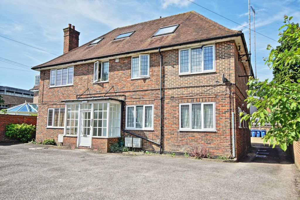 Property photo 1 of 4