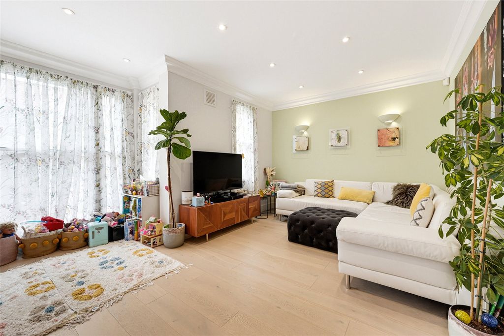 Property photo 1 of 15 Picture No. 05