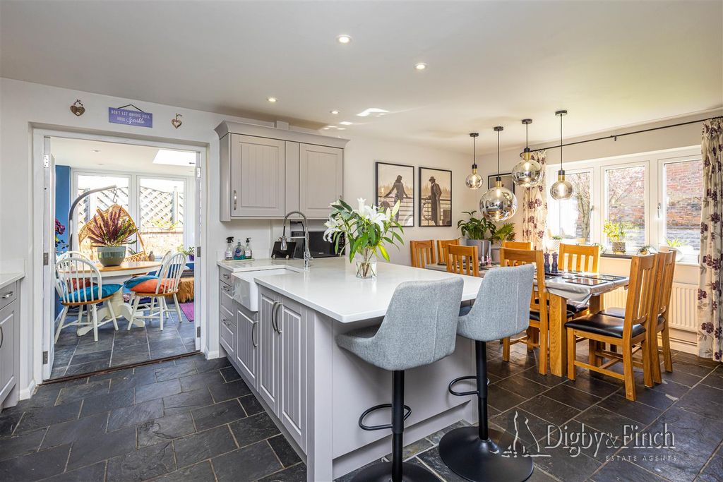Property photo 2 of 37 Dining Kitchen