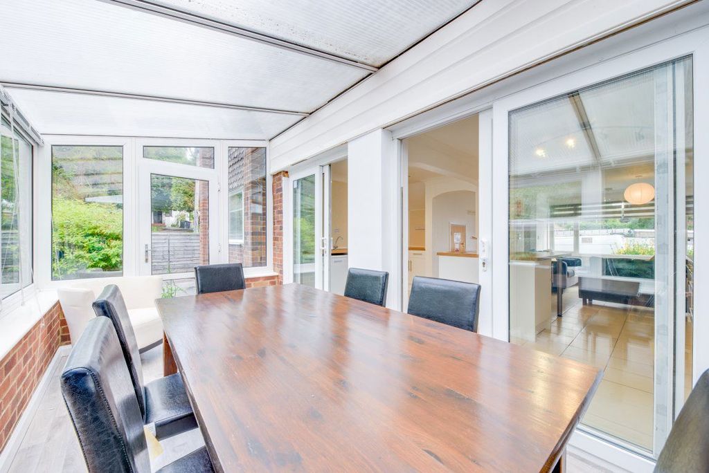 Property photo 3 of 34