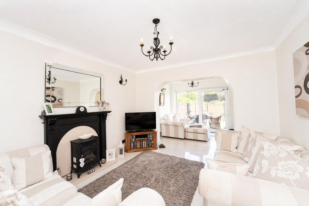 Property photo 3 of 19 Rr2