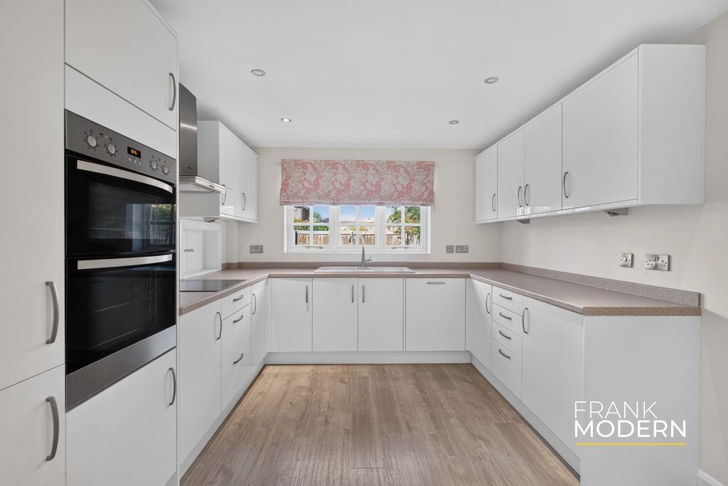 Property photo 3 of 42 Kitchen