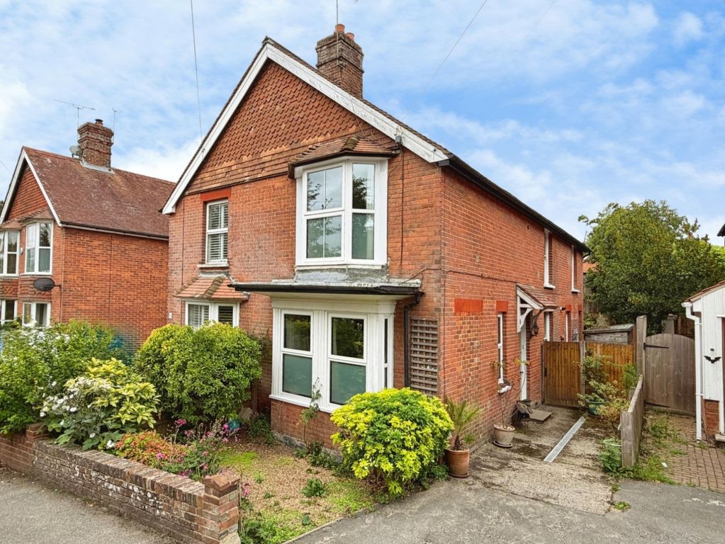 Property photo 1 of 11