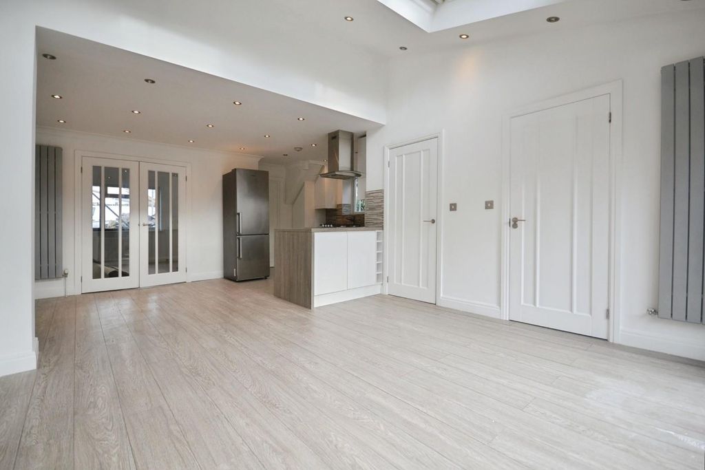 Property photo 3 of 18 7c406Dbf-Dsc_0032.Jpg