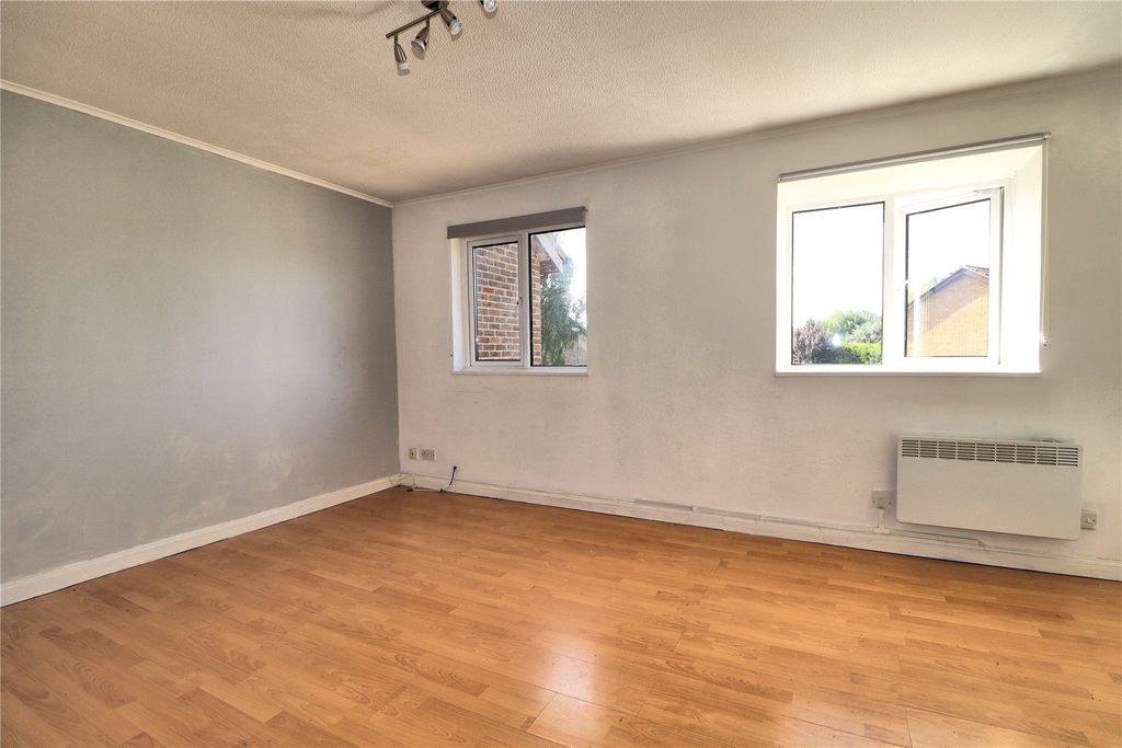 Property photo 2 of 7 Picture No. 03