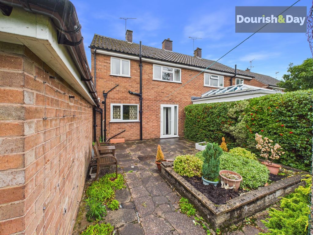 Property photo 3 of 16