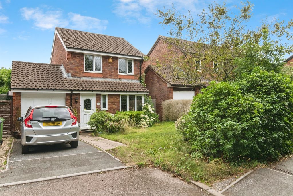 Property photo 1 of 17