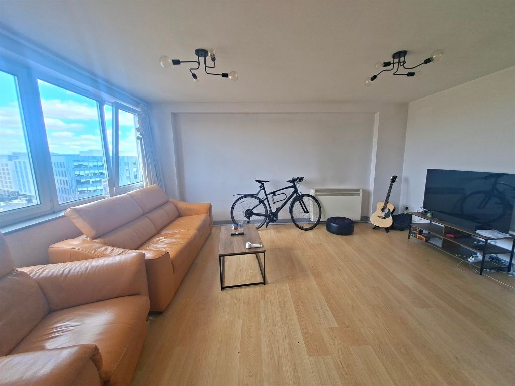 Property photo 2 of 7