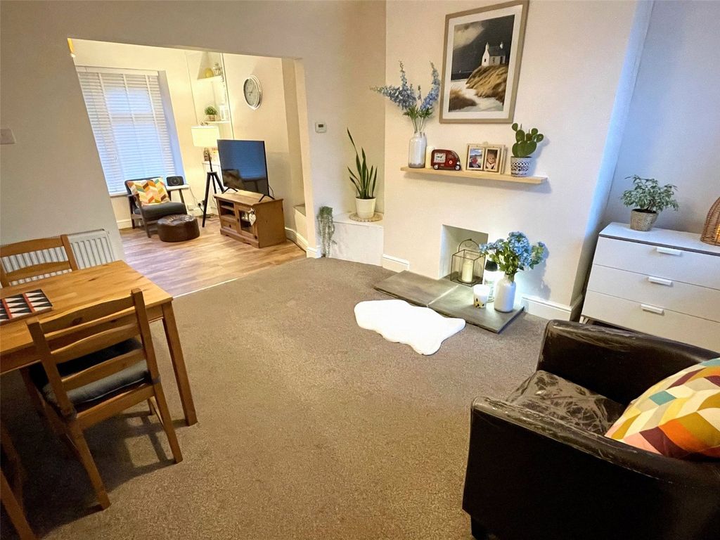 Property photo 1 of 20 Open Plan Living