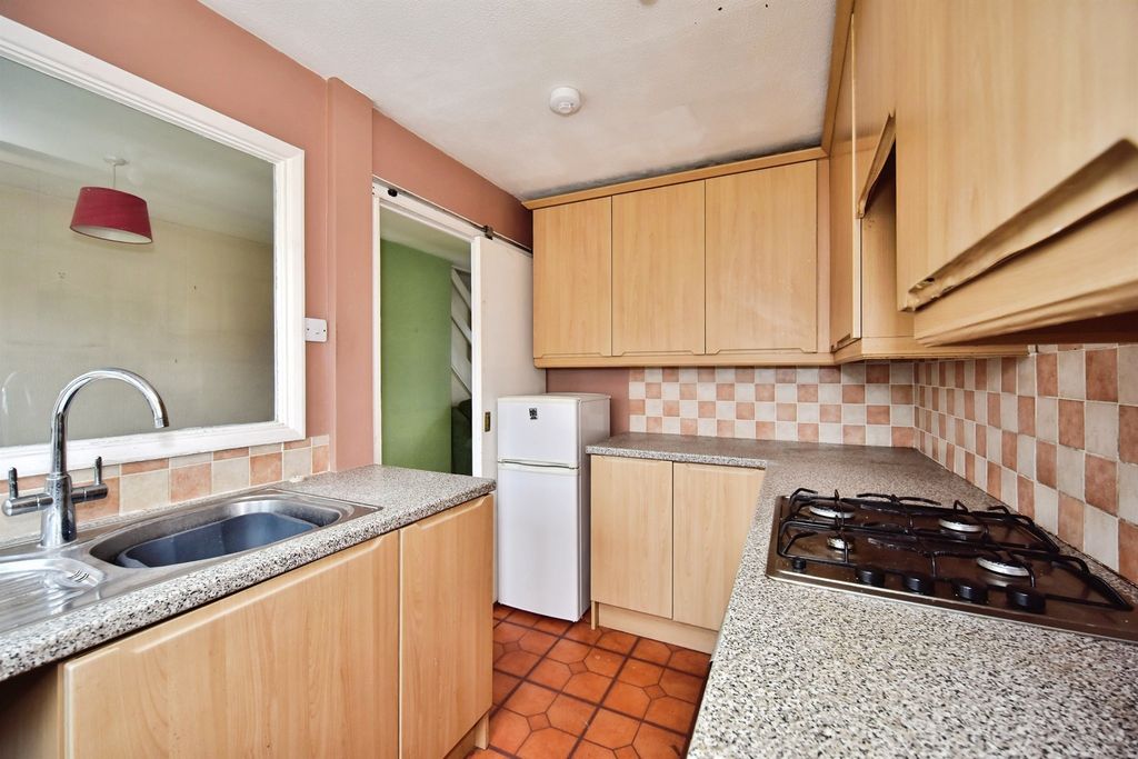 Property photo 2 of 14