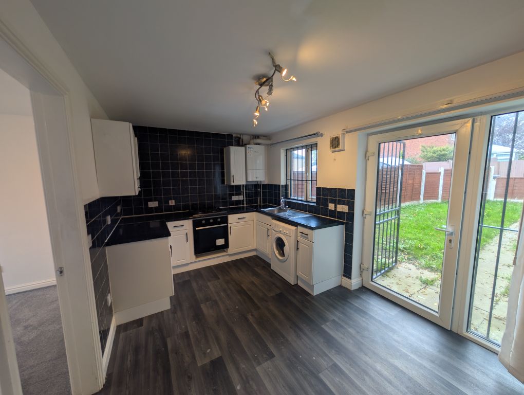 Property photo 2 of 8