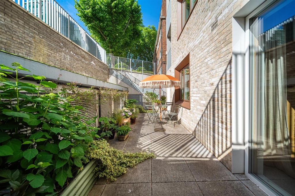 Property photo 2 of 16 Knolly's Road-12.Jpg