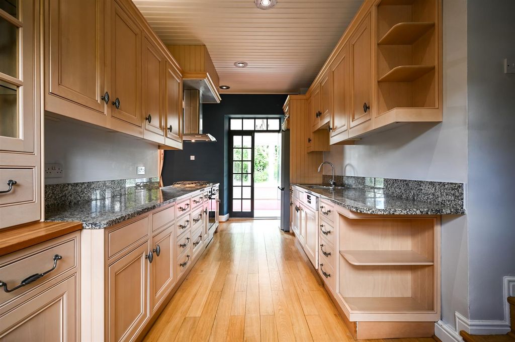 Property photo 3 of 46 Dining Kitchen