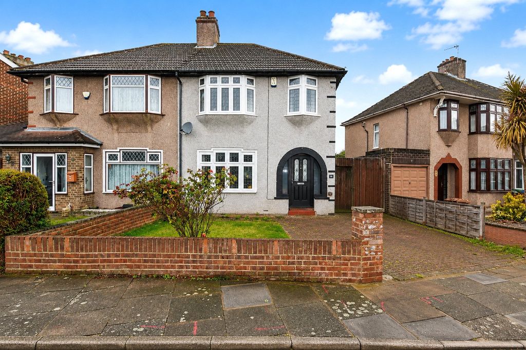 Property photo 1 of 14 Picture No. 15