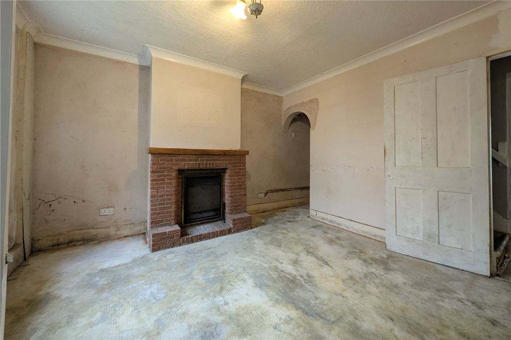 Property photo 3 of 12 3