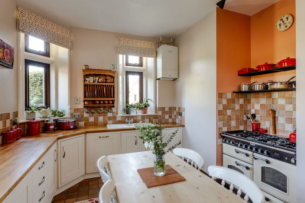 Property photo 2 of 31 P043544_02.Jpg