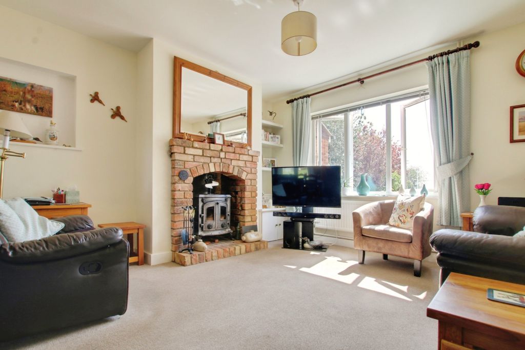 Property photo 3 of 29