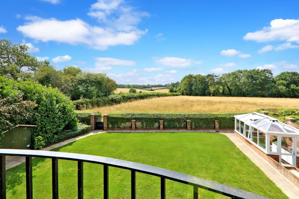 Property photo 3 of 29 Picture No. 45