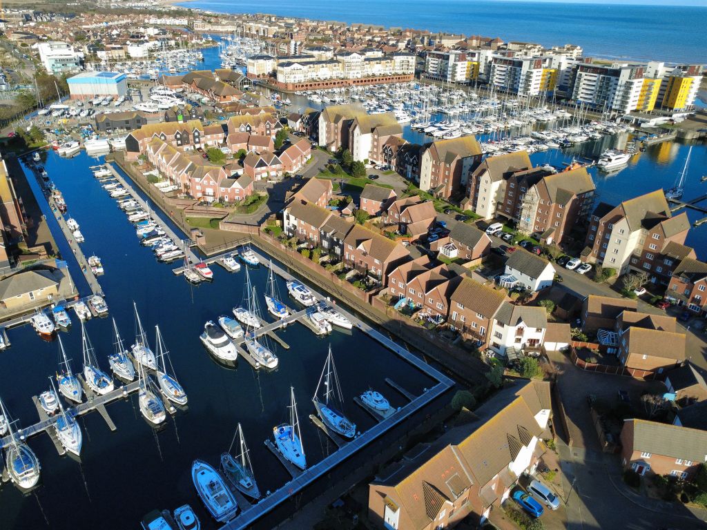 Property photo 1 of 29