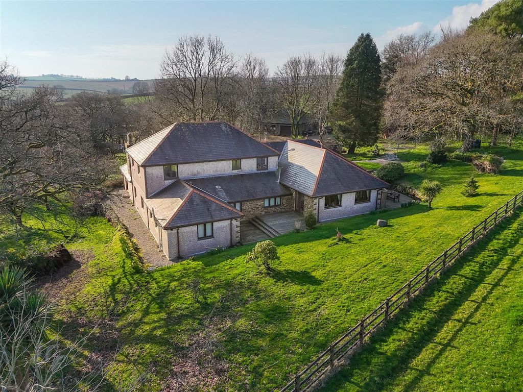Additional image 8 of 6 bed detached house for saleMenheniot, Liskeard PL14