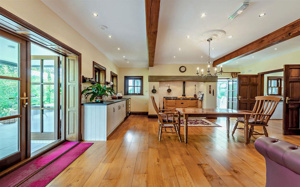 Property photo 3 of 97 8663907-Interior11-800.Jpg