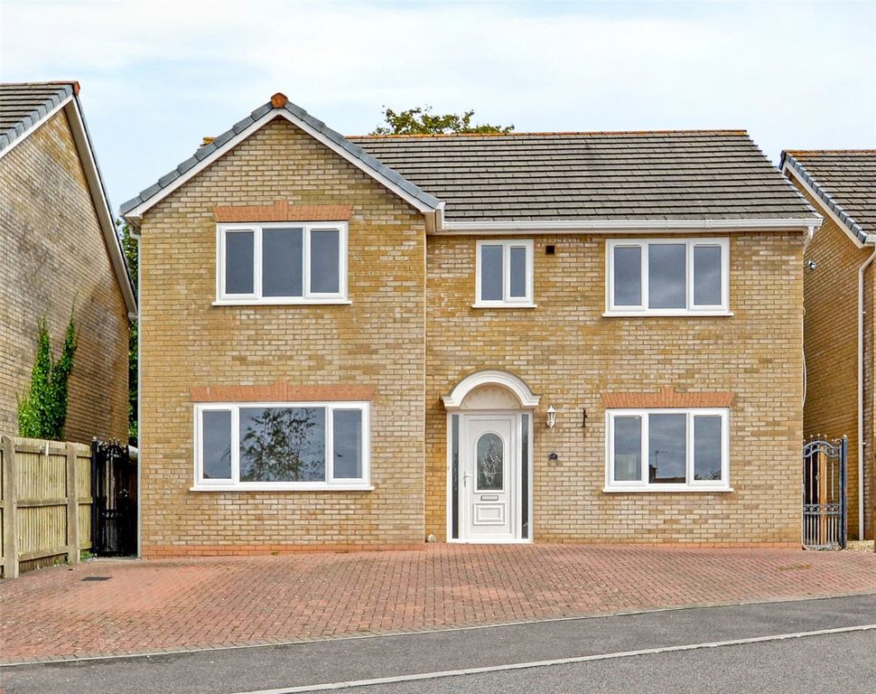 Property photo 1 of 21 Picture No. 05