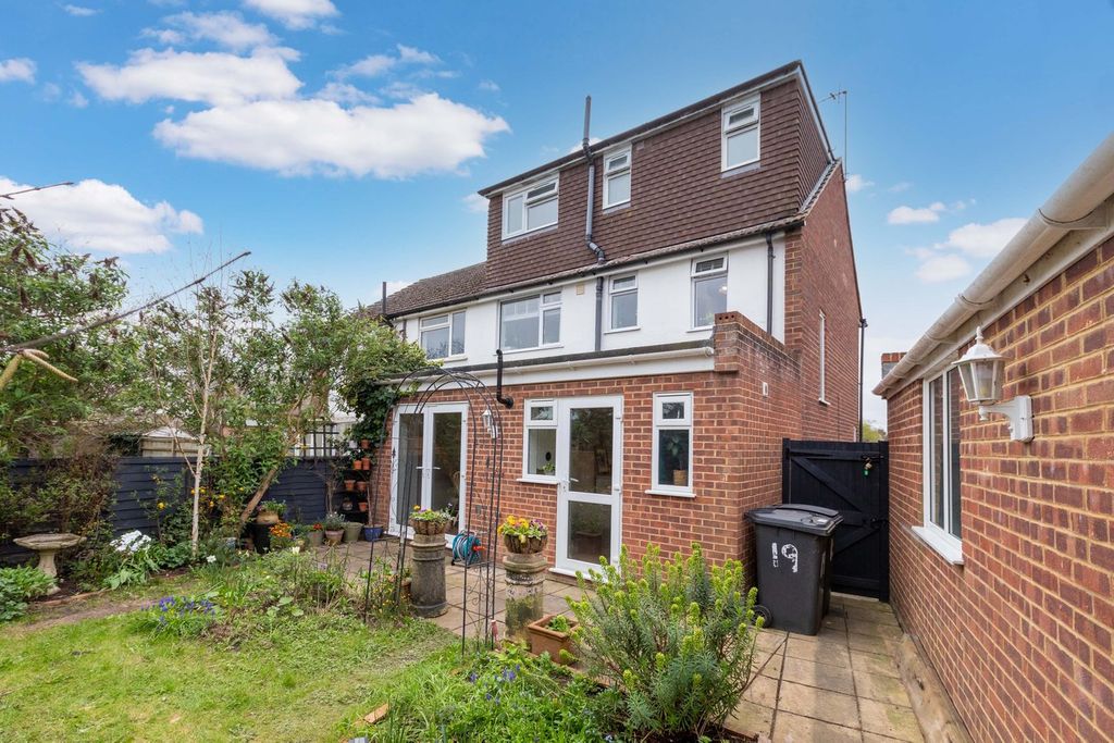 Property photo 3 of 18