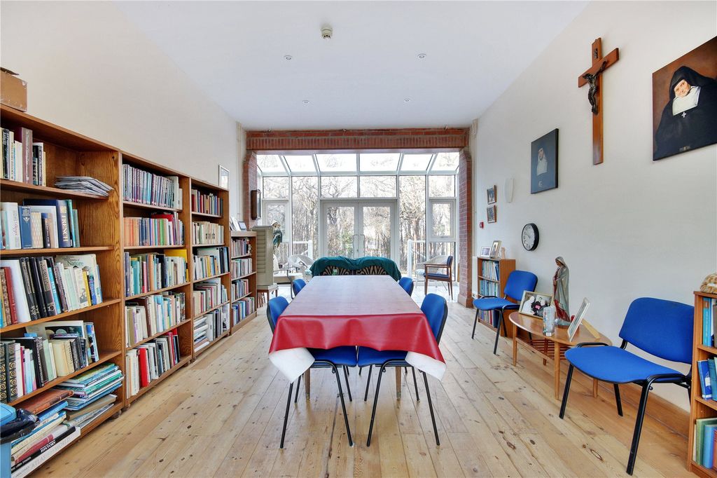 Property photo 3 of 25 Community Room