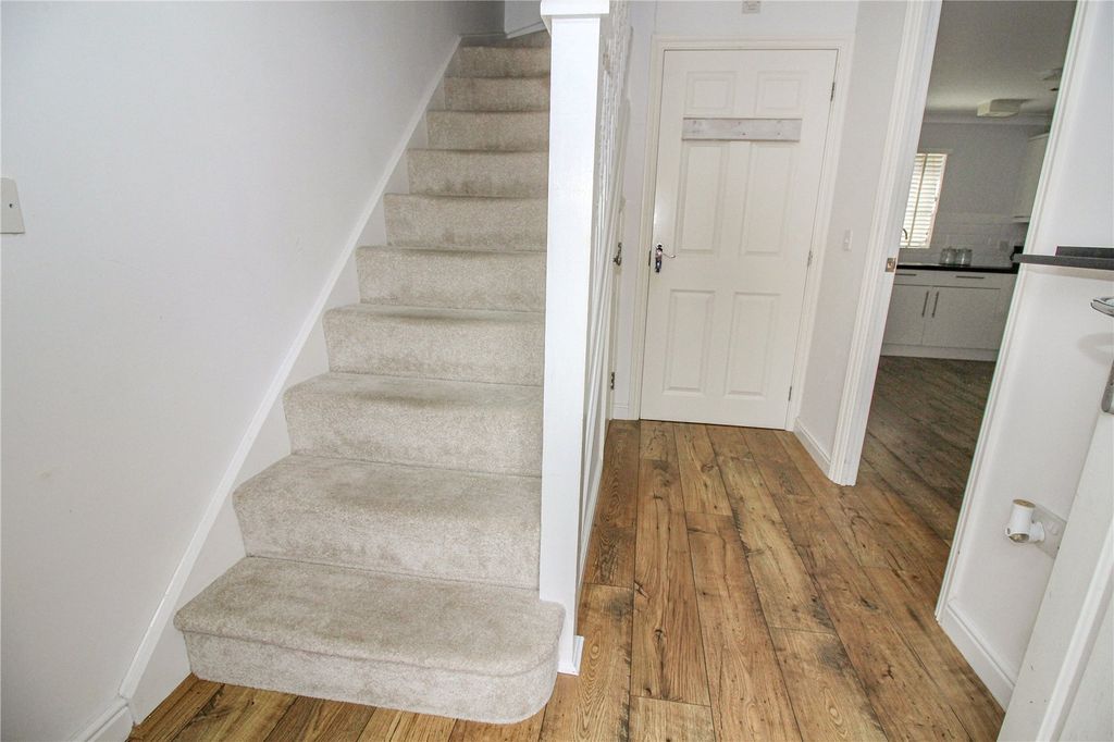 Property photo 2 of 17 Picture No. 04