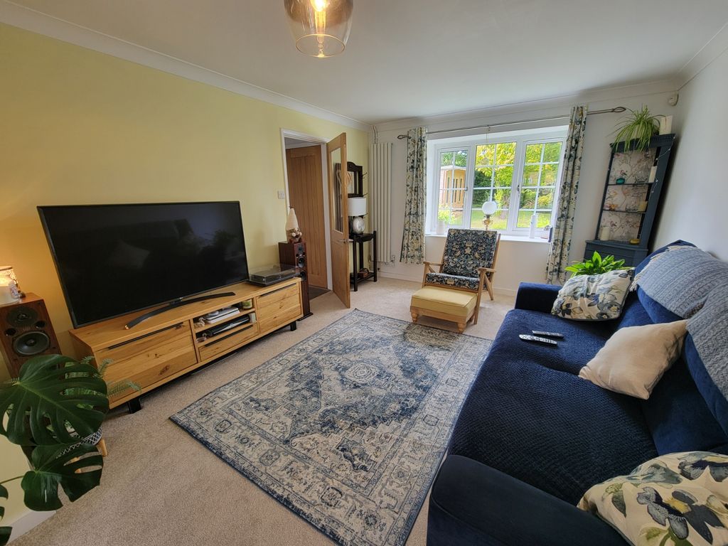 Property photo 3 of 13