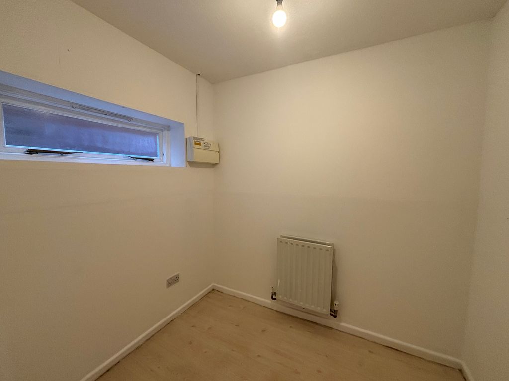 Property photo 2 of 13 Annex