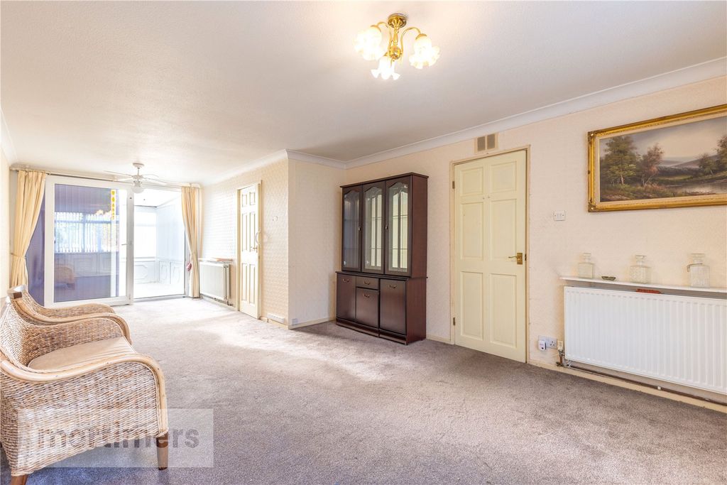 Property photo 3 of 20 Living Room