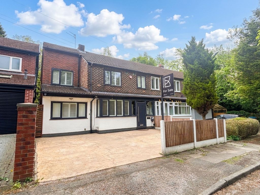 Property photo 1 of 28